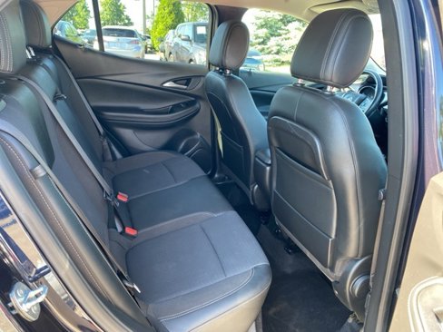 Used 2021 Buick Encore GX Select image 24