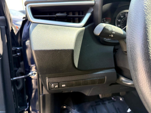 Used 2020 Toyota Corolla LE image 20