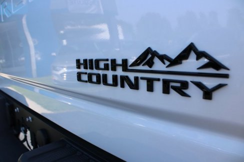 New 2025 Chevrolet Silverado 2500 High Country w/ Technology Package image 10