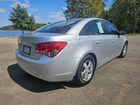 Used 2014 Chevrolet Cruze LS image 6