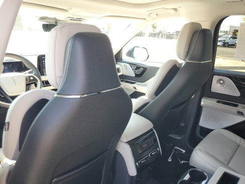 New 2025 Lincoln Aviator Reserve w/ Equipment Group 201A image 25