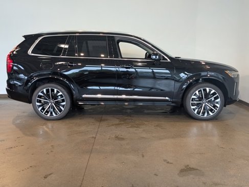New 2026 Volvo XC90 B6 Plus w/ Protection Package Premier image 6
