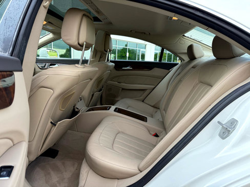 Used 2014 Mercedes-Benz CLS 550 4MATIC image 31