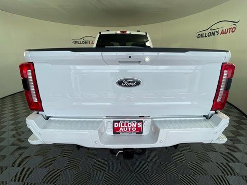 Used 2025 Ford F450 Lariat w/ FX4 Off-Road Package image 5