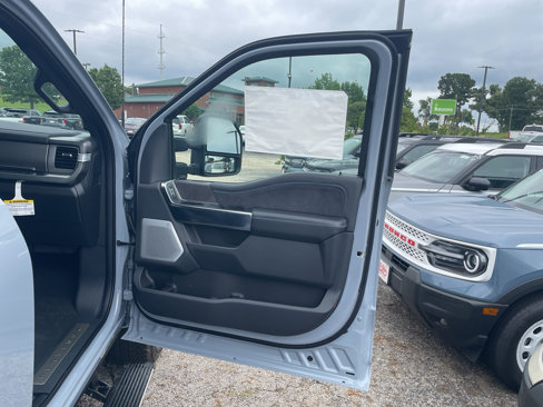 New 2025 Ford F250 Platinum image 14