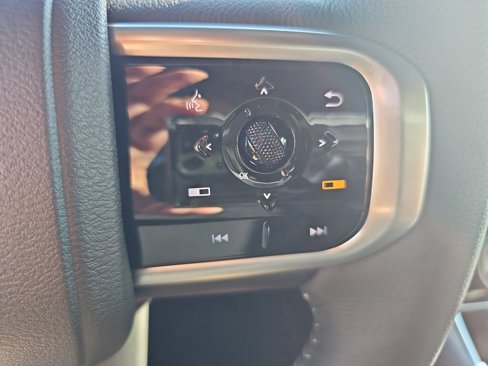 New 2026 Nissan Armada SL image 10