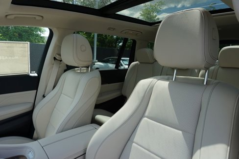 New 2025 Mercedes-Benz GLS 450 4MATIC image 37