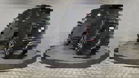 New 2026 Cadillac Vistiq Sport image 6