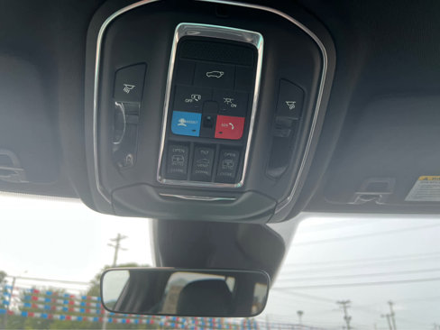 New 2025 Jeep Grand Cherokee L Limited w/ Black Appearance Package image 37