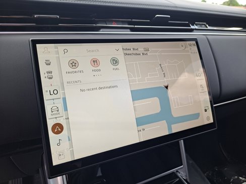 New 2025 Land Rover Range Rover SE image 15