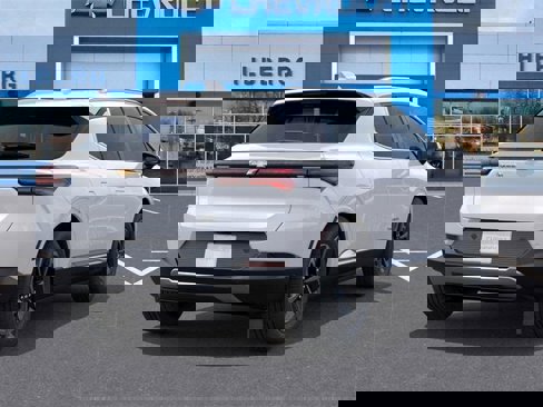 New 2025 Chevrolet Equinox EV LT image 4