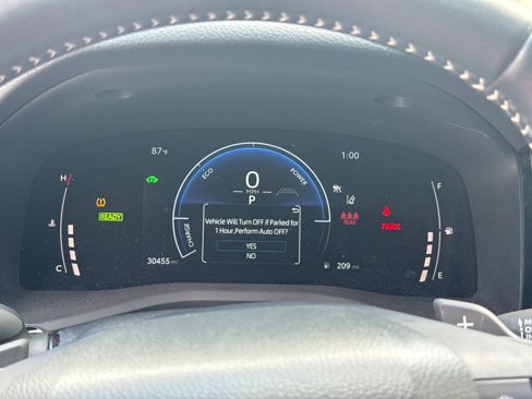 Used 2025 Toyota Camry SE image 26