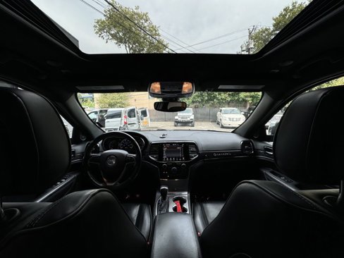 Used 2020 Jeep Grand Cherokee Overland image 15