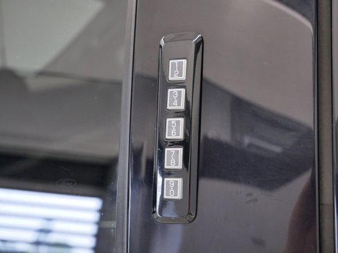 Used 2022 Ford F150 Lariat w/ FX4 Off-Road Package image 3