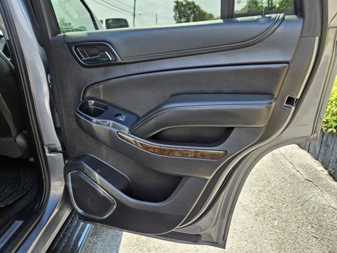 Used 2020 Chevrolet Tahoe LT image 14