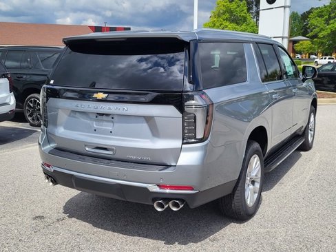 New 2025 Chevrolet Suburban Premier image 2