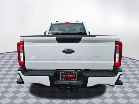 New 2026 Ford F250 4x4 SuperCab Super Duty image 7