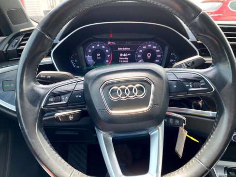 Used 2020 Audi Q3 2.0T Premium image 23