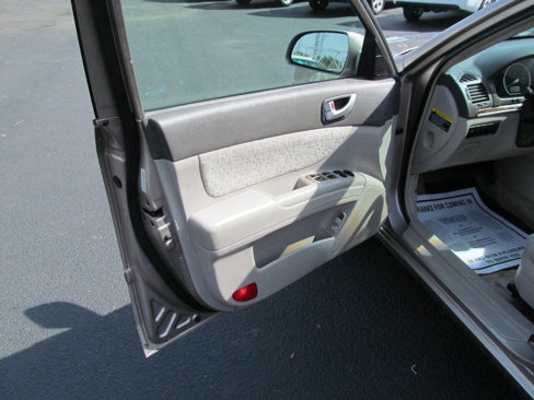 Used 2007 Hyundai Sonata SE image 8