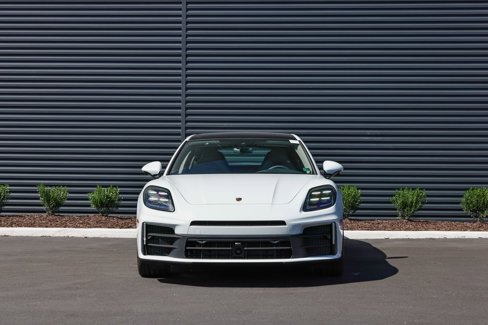 New 2026 Porsche Panamera 4 image 10
