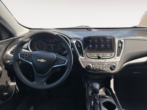 Used 2023 Chevrolet Malibu LT w/ LPO, Floor Liner Package image 2