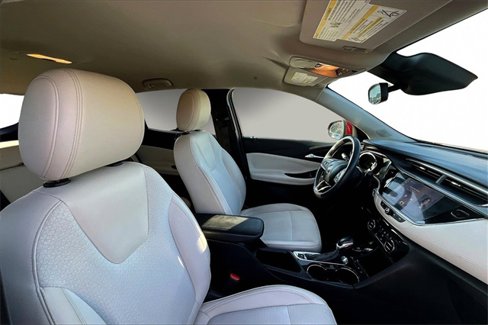 Used 2021 Buick Encore GX Select image 27
