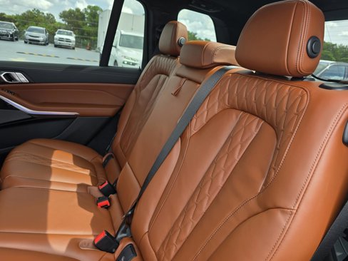 New 2026 BMW X7 xDrive40i w/ M Sport Package image 15