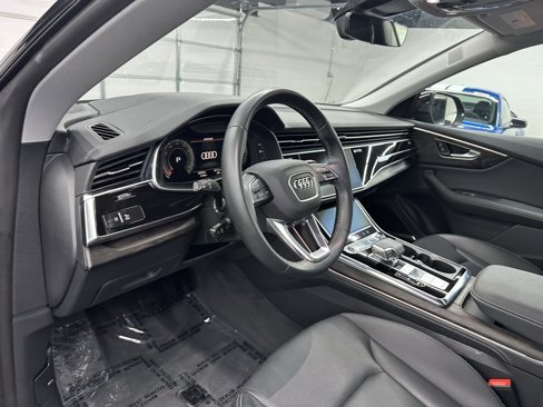 Used 2023 Audi Q8 Prestige image 17