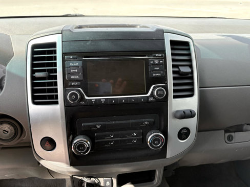 Used 2016 Nissan Frontier SV image 30