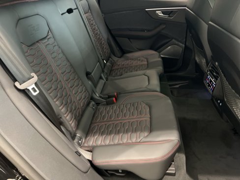 New 2025 Audi RS Q8 performance image 19