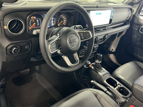 New 2025 Jeep Wrangler Sahara image 13