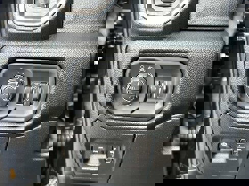 New 2026 RAM 1500 4x4 Crew Cab image 32