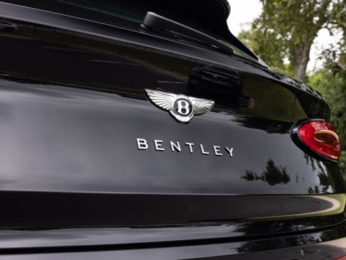 New 2025 Bentley Bentayga image 53