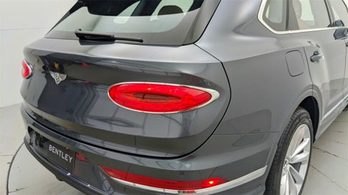 New 2024 Bentley Bentayga image 30