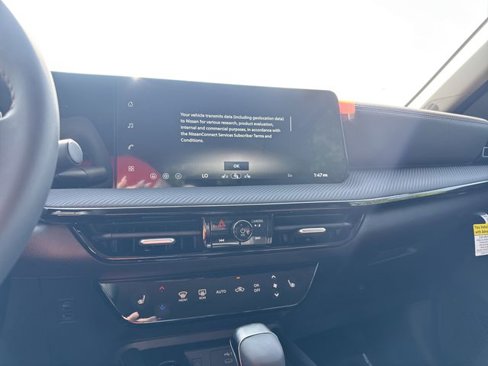 New 2026 Nissan Kicks SR w/ Cold Weather Package image 8