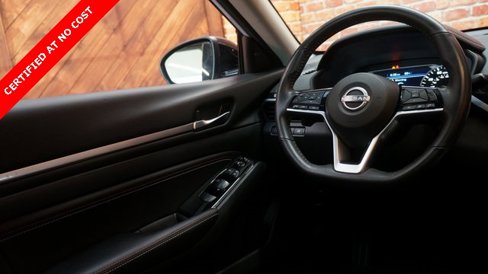 Used 2023 Nissan Altima 2.5 SR w/ SR Premium Package image 33