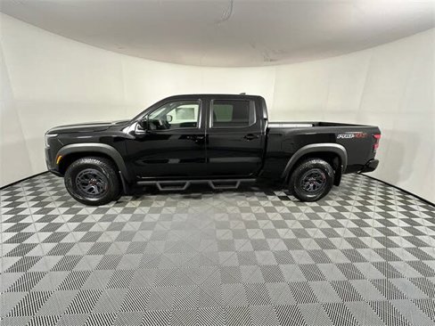 New 2026 Nissan Frontier PRO-4X w/ Pro-4x Convenience Package image 6