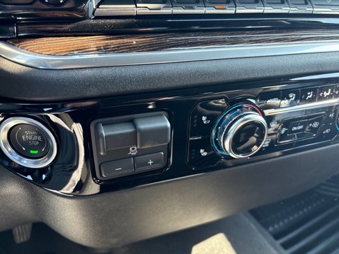New 2026 GMC Sierra 2500 SLE w/ SLE Value Package; image 23