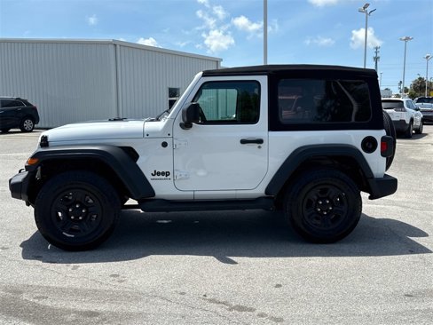 Used 2024 Jeep Wrangler Sport image 2