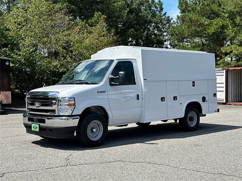 New 2026 Ford E-350 and Econoline 350 Super Duty w/ Power Equipment Group image 3
