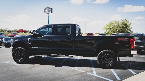 Used 2019 Ford F250 XLT w/ XLT Value Package image 25