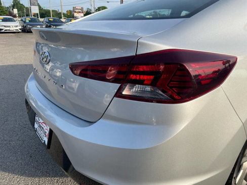 Used 2019 Hyundai Elantra SEL w/ Cargo Package image 16