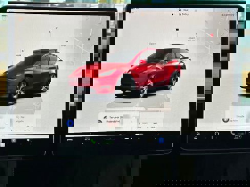 Used 2023 Tesla Model Y Long Range image 28