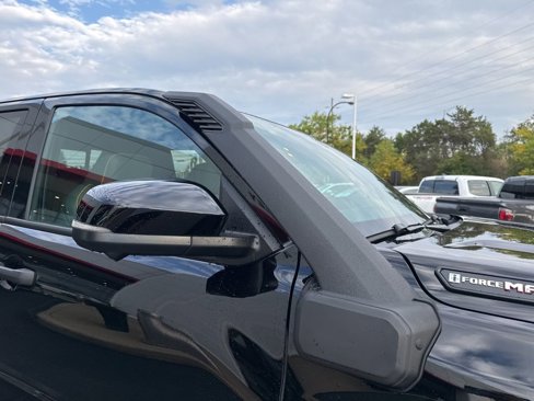 New 2025 Toyota Tacoma 4x4 Double Cab Hybrid image 9