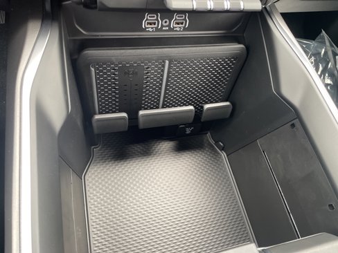 New 2026 RAM 1500 4x4 Crew Cab image 30