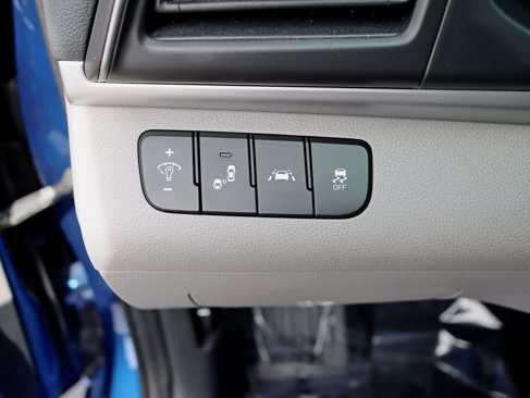 Used 2020 Hyundai Elantra Value Edition image 17