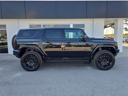 New 2026 GMC Hummer EV SUV w/ LPO, Dark Essentials Package image 7