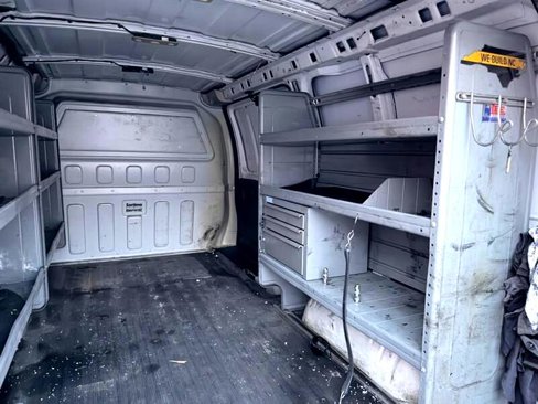 Used 2016 Chevrolet Express 2500 image 16
