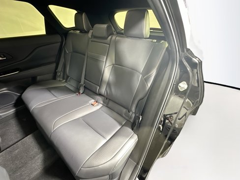 Used 2025 Toyota Crown Signia image 26