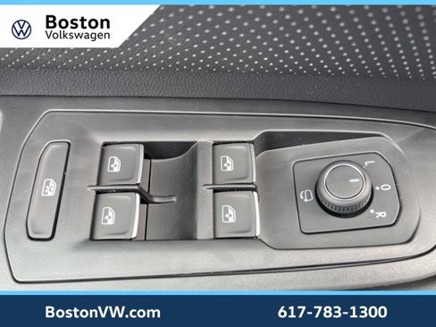 New 2025 Volkswagen Atlas Cross Sport SEL Premium R-Line image 29